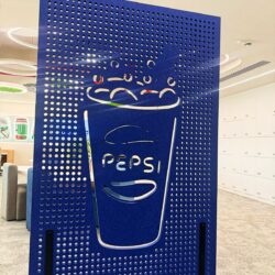Freestanding hanging screen – Noise control and design